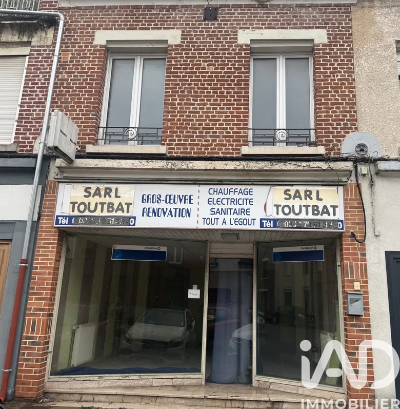 Immeuble 141 m² · à Avion · 141 m² · 196 000 €