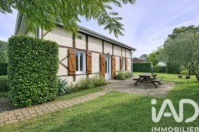 Traditional house in Ychoux (40160)