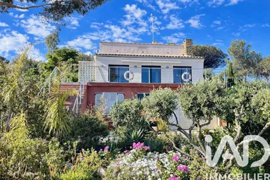 Maison à Hyères (83400)