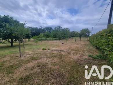Terrain à Pisany (17460)
