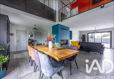 Mansion in Nieul-sur-Mer (17137)