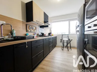 Appartement à La Roche-sur-Yon (85000)