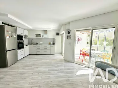 Appartement à Saint-Raphaël (83700)