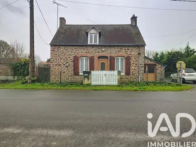 Maison de village à Pleine-Fougères (35610)