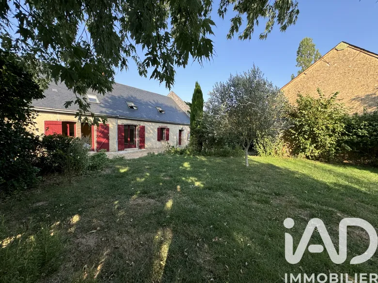 Maison 5 pièces 121 m² · à Montharville · 121,1 m² · 185 000 €
