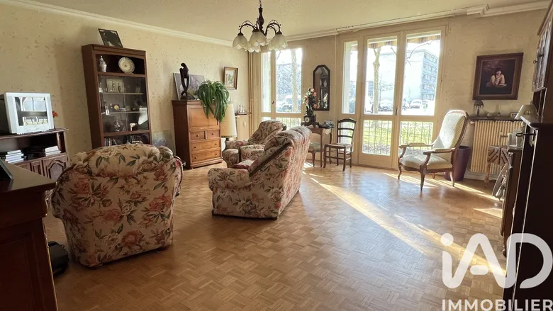 Appartement 3 pièces 76 m² · à Joué-lès-Tours · 76 m² · 98 000 €