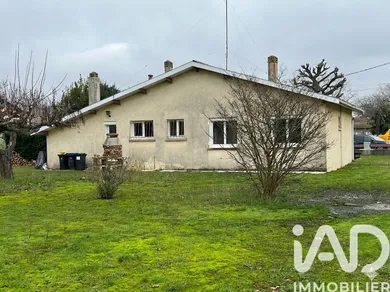 Traditional house in Arès (33740)