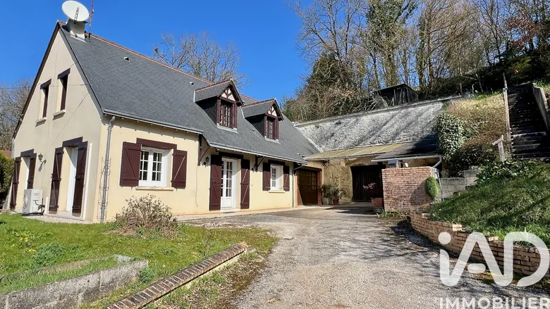 Maison 5 pièces 123 m² · à Nazelles-Négron · 123 m² · 249 500 €