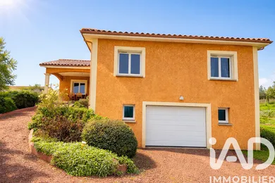 Maison traditionnelle à Tramayes (71520)