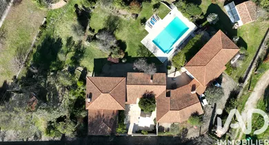 Maison traditionnelle à Roquefort-les-Pins (06330)