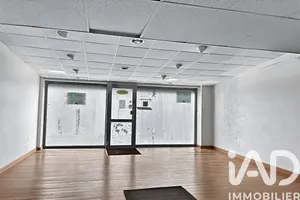 Building in Rambouillet (78120)