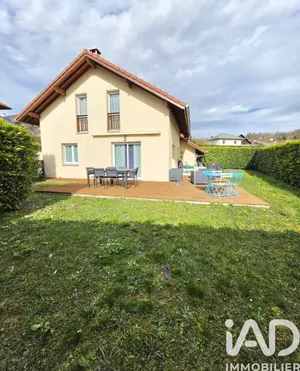 Maison traditionnelle à Contamine-sur-Arve (74130)