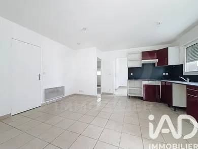Apartment in Roissy-en-Brie (77680)
