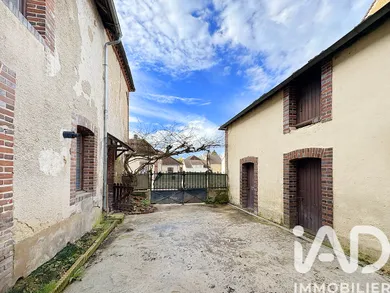 House in Charny (89120)