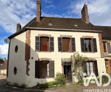 House in Charny (89120)