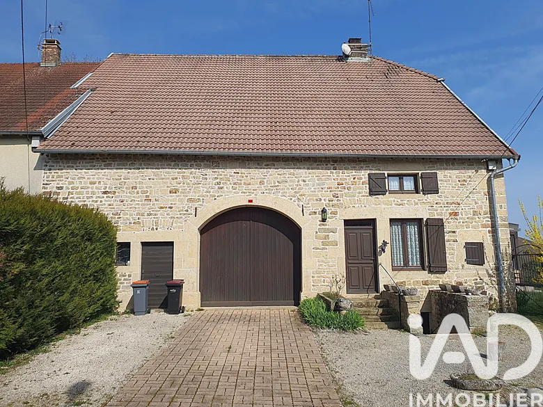 Maison 4 pièces 171 m² · à Preigney · 171 m² · 119 000 €
