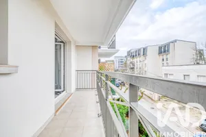 Apartment in Noisy-le-Grand (93160)