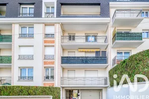 Apartment in Noisy-le-Grand (93160)