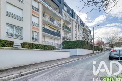 Appartement à Noisy-le-Grand (93160)