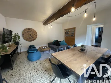 Village house in Valravillon (89113)