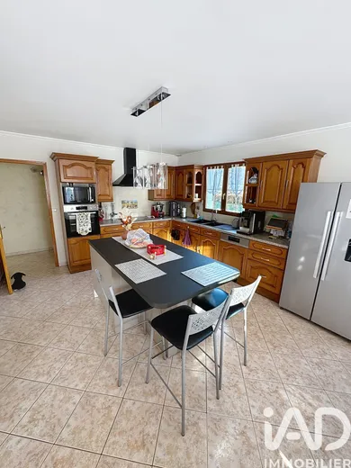 Maison à Vouvray (01200)