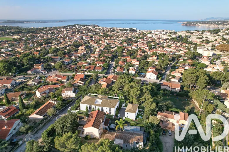 Appartement 4 pièces 122 m² · à Six-Fours-les-Plages · 122 m² · 995 000 €