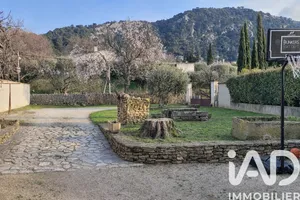 Mas à Robion (84440)