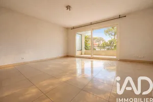 Apartment in Saint-Raphaël (83700)