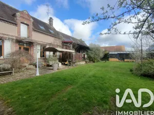 Maison de campagne à Courgenay (89190)