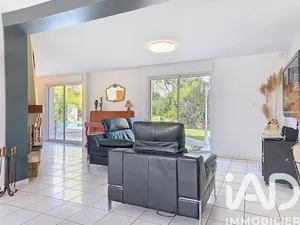 Maison traditionnelle à Lésigny (77150)