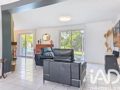 Maison traditionnelle à Lésigny (77150)