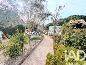 Maison à Roquebrune-sur-Argens (83520)