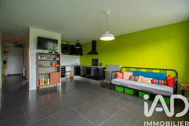 Appartement à Saint-Julien-en-Born (40170)