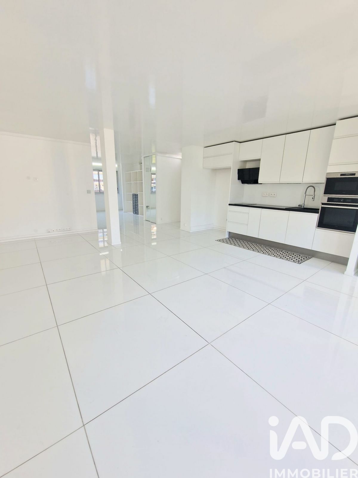 Appartement 4 pièces de 95 m² à Clichy (92110)