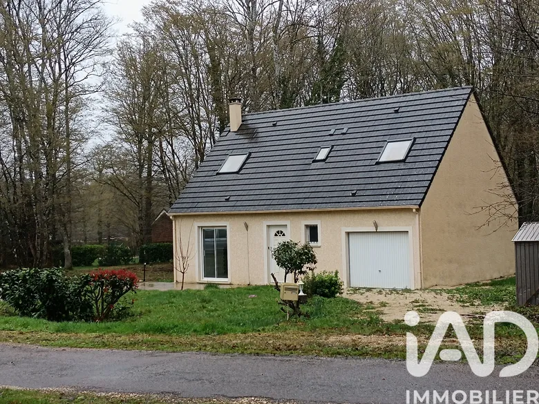 Maison 7 pièces 122 m² · à Saint-Fargeau · 121,7 m² · 155 000 €