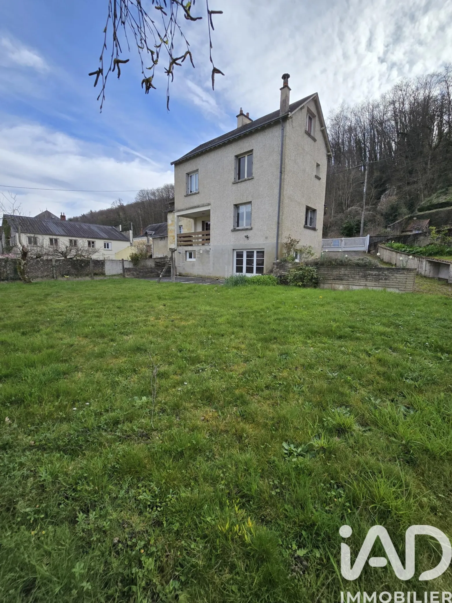 maison à La Chartre-sur-le-Loir