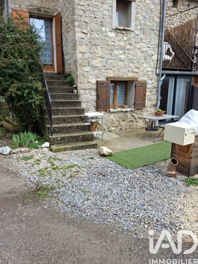 Maison de village à Montauban-sur-l'Ouvèze (26170)