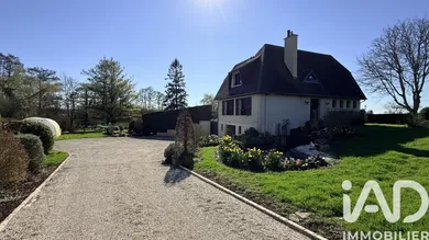 House in Commes (14520)