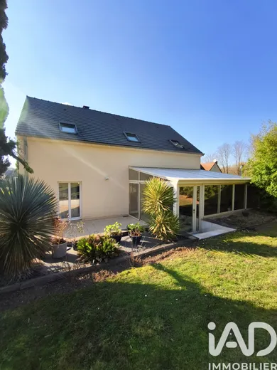 Architectural house in Fismes (51170)