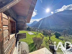 Maison traditionnelle à Glières-Val-de-Borne (74130)