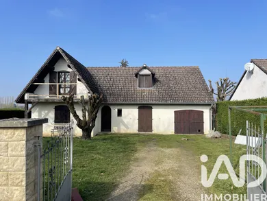 Traditional house in Laives (71240)