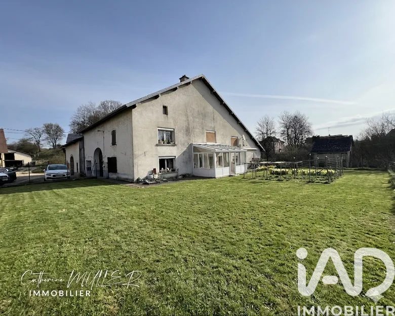 Maison 7 pièces 229 m² · à Trémoins · 229 m² · 170 000 €