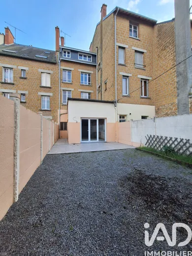 Townhouse in Vouziers (08400)