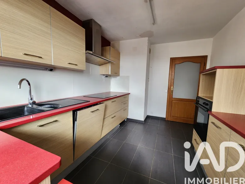 Appartement 3 pièces 86 m² · à Hem · 85,9 m² · 114 500 €