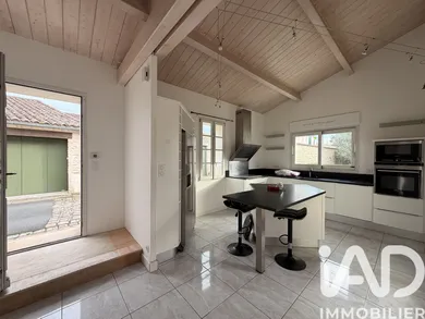 Maison de village à La Flotte (17630)