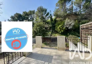 Appartement à Saint-Gilles (30800)