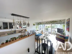 Maison à Bordeaux (33300)