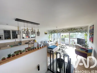 House in Bordeaux (33300)