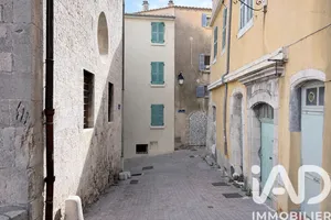 Appartement à Hyères (83400)