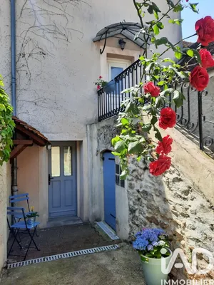 Maison à Périgny (94520)